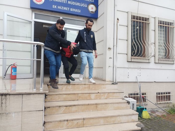 Gaziosmanpaşa'da çocukları gizlice çekip paylaşan yabancı uyruklu yakalandı -2