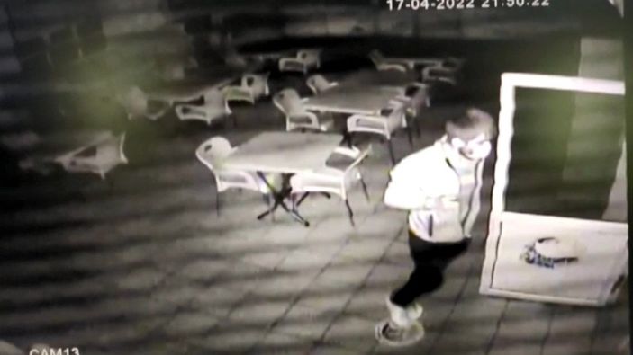 Okuldan çaldığı eşyaları satmaya giderken yakalanıp tutuklandı -1