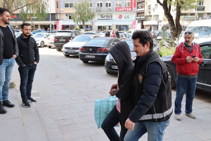 Dur ihtarından kaçan 2 kişinin hırsızlık ve uyuşturucu ticareti şüphelisi olduğu belirlendi -1