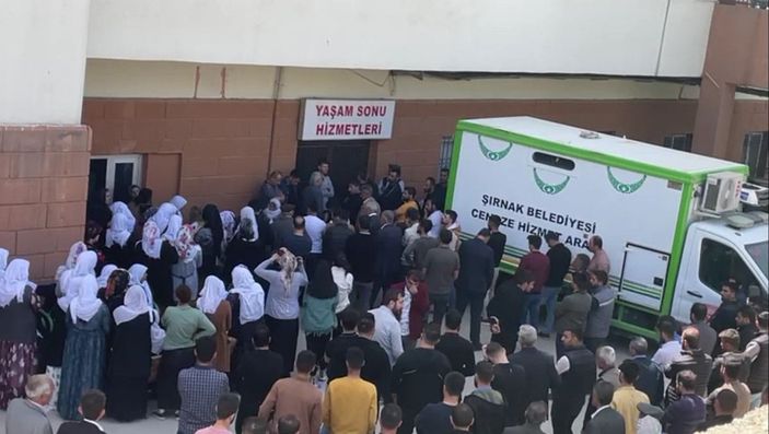 Kamyon kömür ocağında 200 metreden yuvarlandı: 1 ölü, 1 yaralı -2