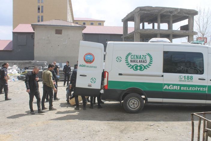 d 17 yaşındaki genç metruk binada ölü bulundu -2