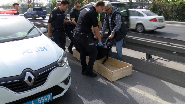 Bakırköy'de bariyerlere çarpan motosiklet sürücüsü hayatını kaybetti  -4