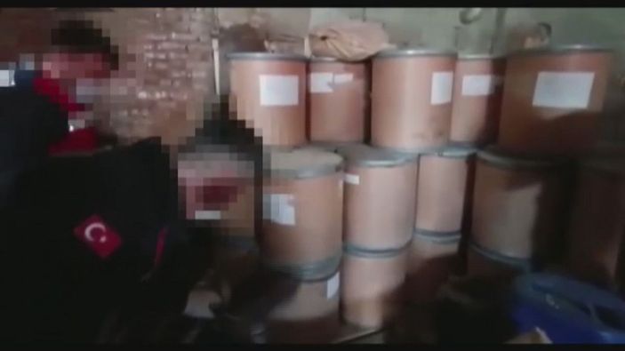 d Jandarmadan uyuşturucu imal eden şüpheliye suçüstü -4