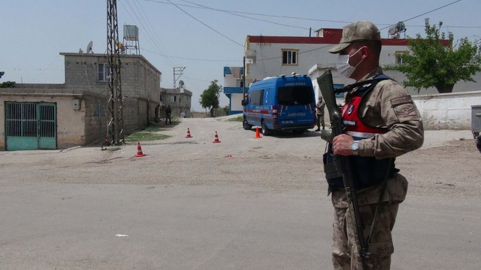 Kilis'te husumetli ailelerin kavgasında 11 kişi yaralandı -5