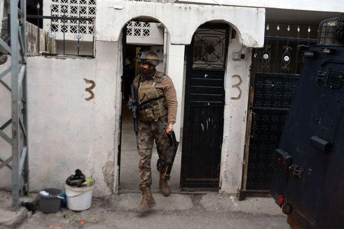 Adana'da DEAŞ operasyonu