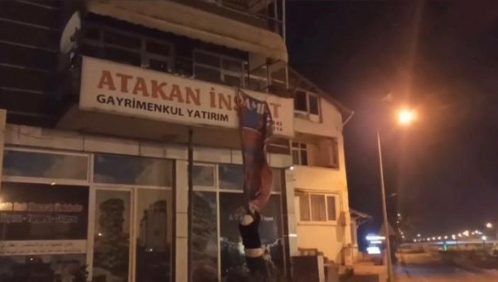 Trabzonspor bayraklarını indiren 4 kişi spor müsabakalarından menedildi -1