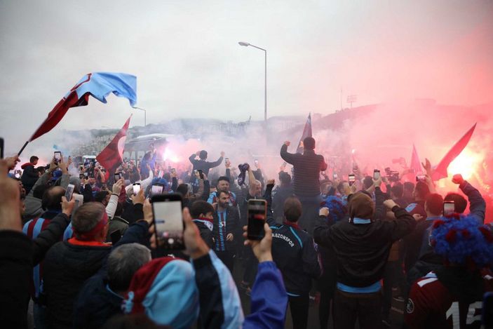 Şampiyonlukla hem Trabzonspor hem kent kazandı -1