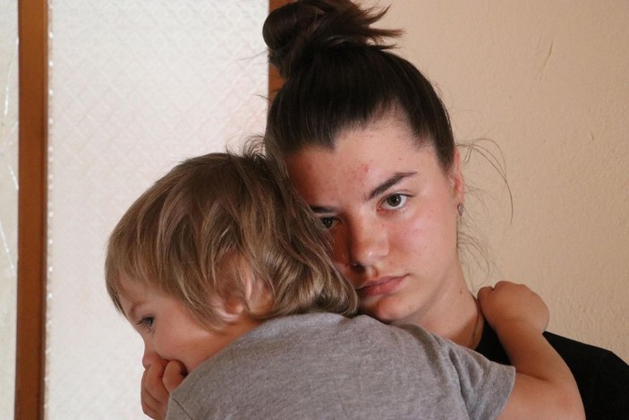 Ukrayna'da evi bombalanan Albina, iki çocuğuyla Türkiye'ye sığındı -3