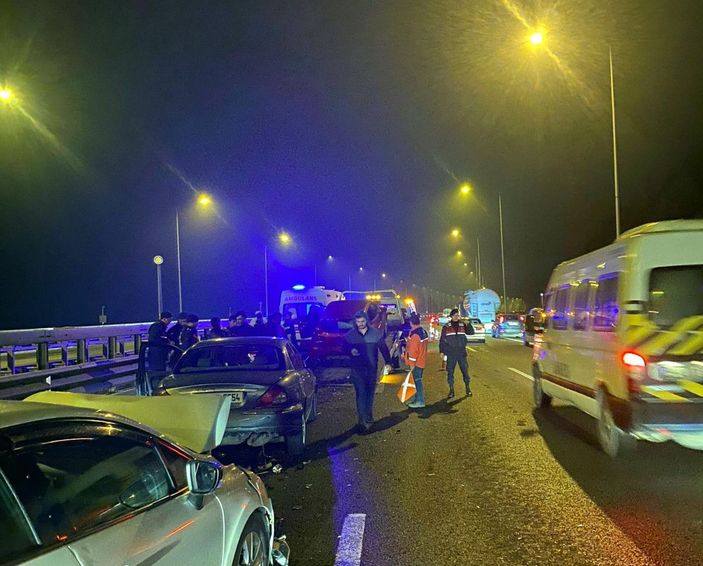 d Bolu Dağı'nda zincirleme kaza: 5 yaralı -1