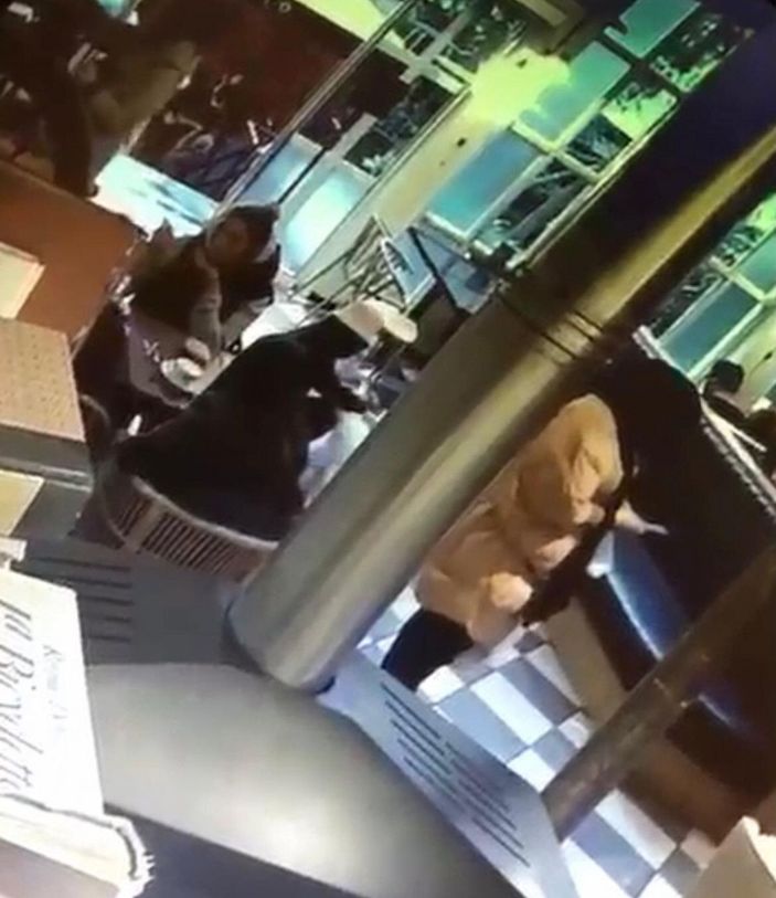 Şişli'de ayakkabı bağlama bahanesiyle cüzdan çaldı -5