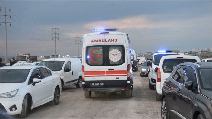 Diyarbakır'da kayıp genç otomobilde ölü bulundu -5
