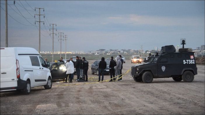 Diyarbakır'da kayıp genç otomobilde ölü bulundu -10