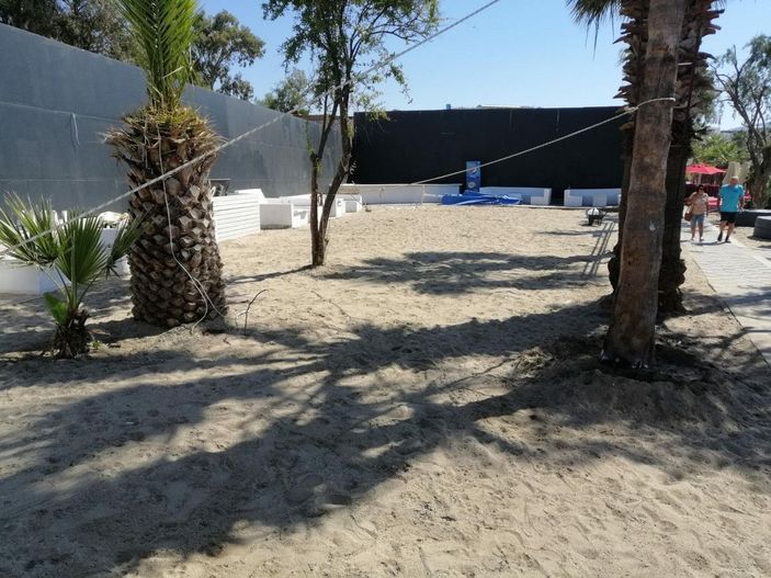 d Bodrum'da plaja beyaz kum sermek isteyen otele idari yaptırım -3