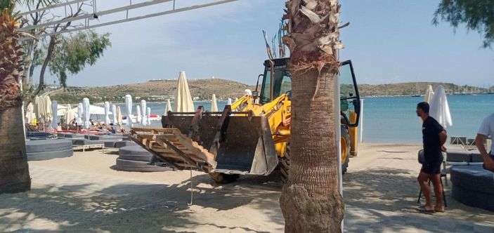 d Bodrum'da plaja beyaz kum sermek isteyen otele idari yaptırım -7