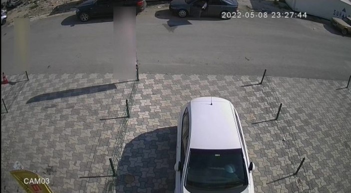 Bankadan çektiği 300 bin lira, takip edenler tarafından otomobilinden alındı -2