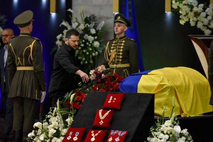 Ukrayna’nın ilk Devlet Başkanı Kravçuk için cenaze töreni düzenlendi -13