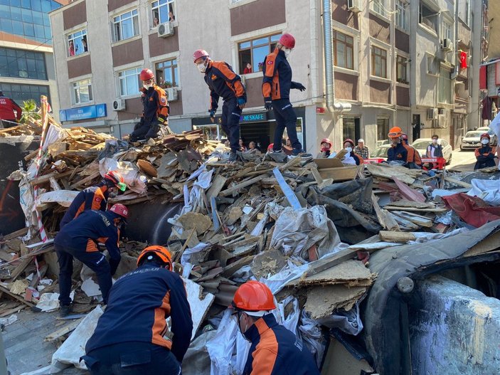 Bakan Soylu İstanbul'da 7.5'lik deprem tatbikatını takip etti -2