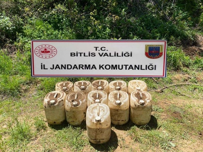 İçişleri Bakanlığı: Bitlis'te 430 kilogram amonyum nitrat ele geçirildi -2