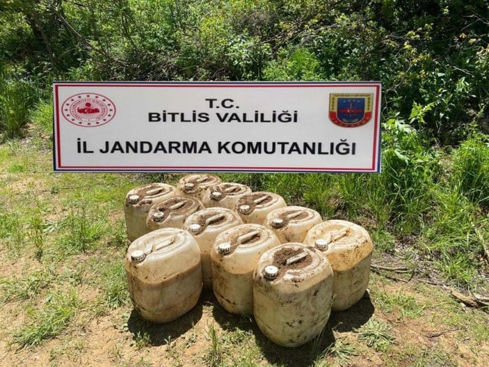İçişleri Bakanlığı: Bitlis'te 430 kilogram amonyum nitrat ele geçirildi -1