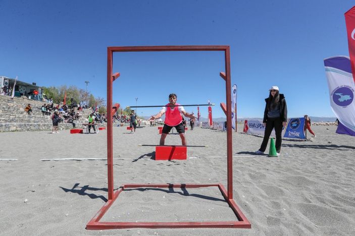 Van'da 'Survivor' formatında yarışma -7