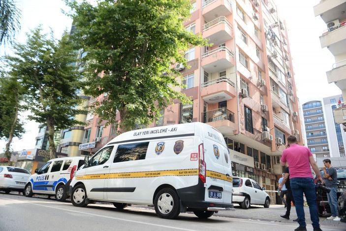 Mühendis ölü bulundu; masasındaki siyanür nedeniyle KBNR ekipleri inceleme yaptı   -9