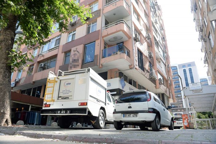 Mühendis ölü bulundu; masasındaki siyanür nedeniyle KBNR ekipleri inceleme yaptı   -10