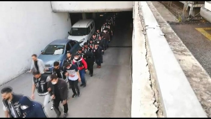 Maltepe Belediyesi çalışanlarına yönelik rüşvet operasyonu: Şüpheliler adliyeye sevk edildi -2