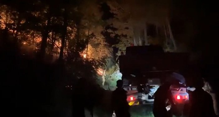 OGM: Adana Kozan’da çıkan yangına ilk müdahale gerçekleşti -1