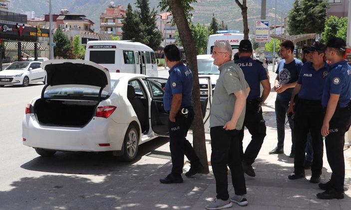 Arkadaşlarına pompalı tüfekle ateş açtı, Dilara yaralandı -2