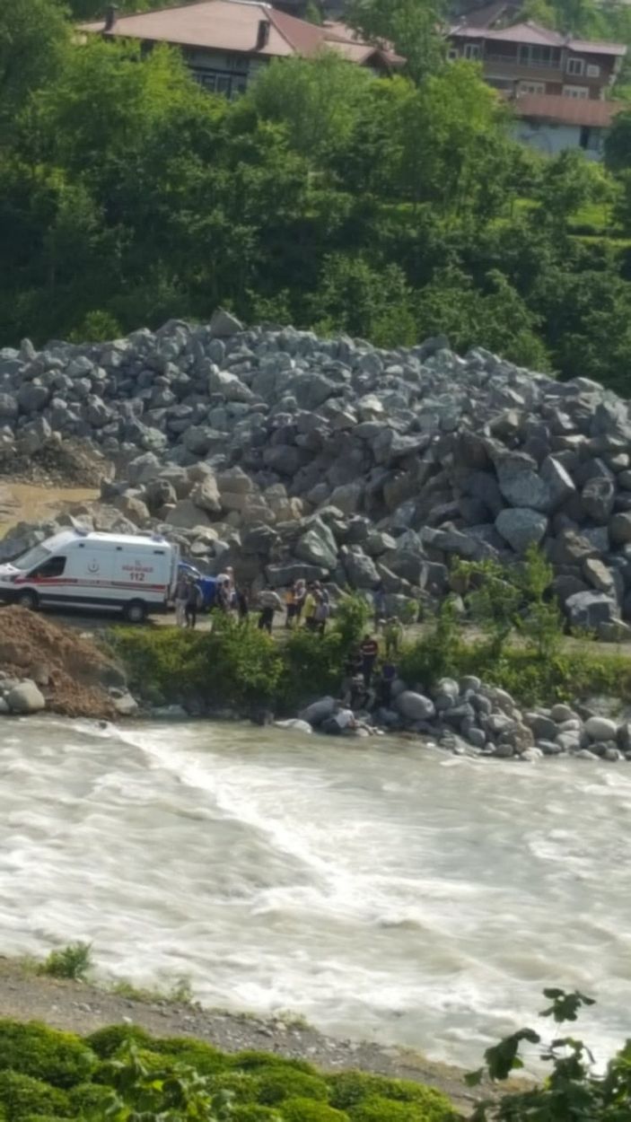 Dereye düştü, cansız bedeni 3 kilometre uzaklıkta bulundu -1