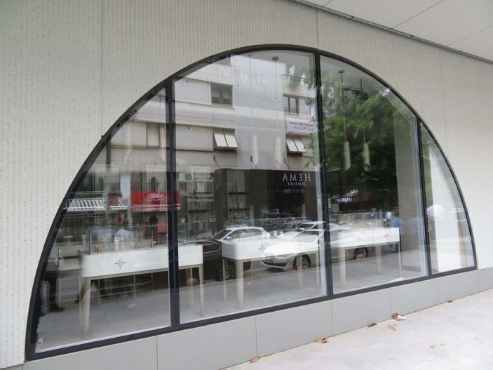 Mağdurlar Kadıköy'de toplandı; 110 bin kişiyi dolandırdı iddiası -3