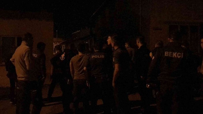 Kırklareli'de gözaltına alınan hırsızlık şüphelisinin yakınları taşkınlık çıkardı