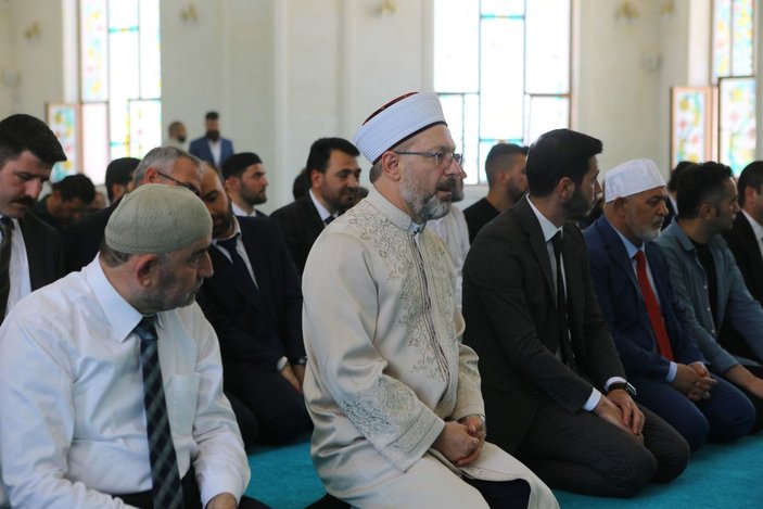 Diyanet İşleri Başkanı Erbaş Tunceli’de cemevi ziyaret etti, Hz. Ali Camisi'nin açılışını yaptı -9