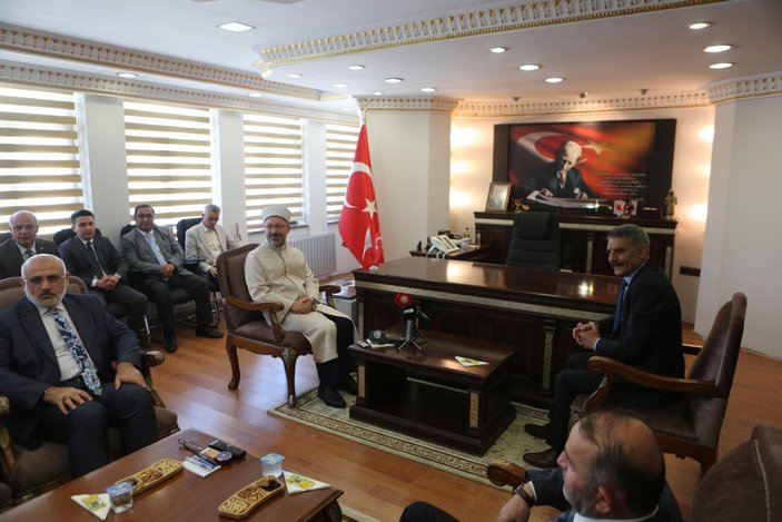 Diyanet İşleri Başkanı Erbaş Tunceli’de cemevi ziyaret etti, Hz. Ali Camisi'nin açılışını yaptı -4
