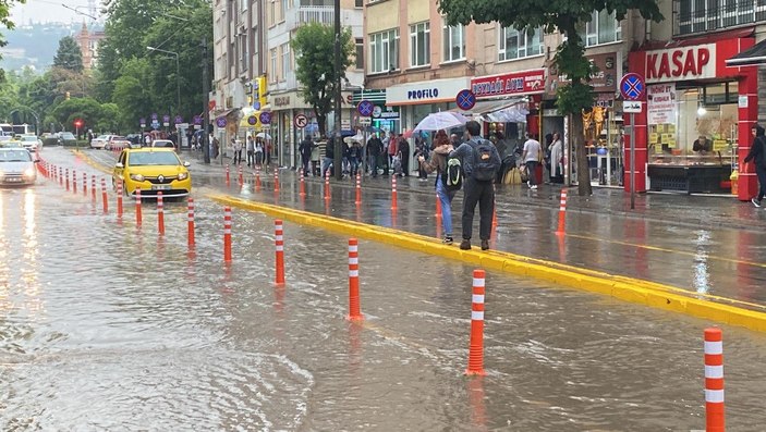 Eskişehir’de sağanak etkili oldu -3