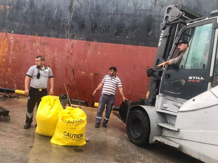 İzmit Körfezi’ni kirleten gemiye 4 milyon 315 bin 898 lira ceza -3