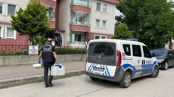 d Kapısına gelen husumetlisini vurdu, polise teslim oldu -7