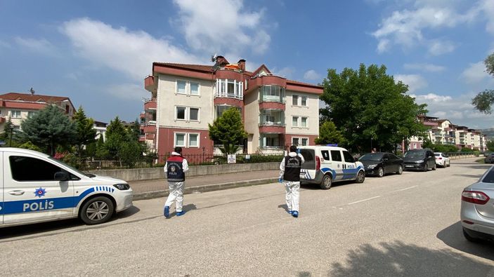 Kapısına gelen husumetlisini vurdu, polise teslim oldu -2