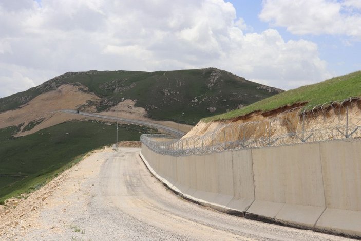 Türkiye-İran sınırı, 'Entegre Sınır Güvenlik Sistemleri' ile korunuyor -6