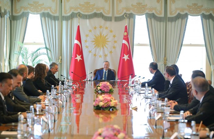 Cumhurbaşkanı Erdoğan, Beşiktaş yönetimini kabul etti -1