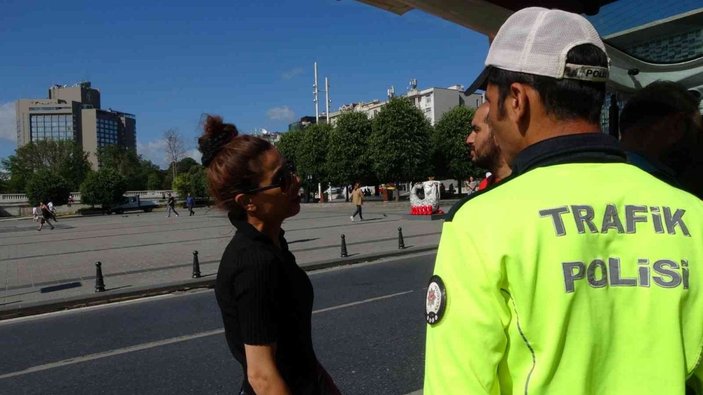 Taksim’de yapılan denetimde taksicilere ceza yağdı -5