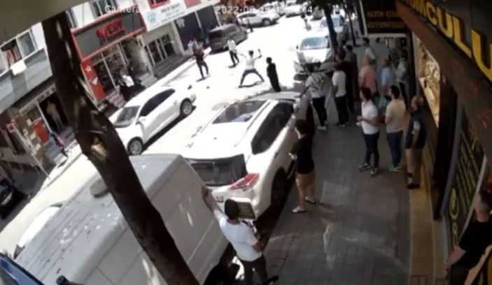 İşçi ve patron kavgası, mahalleyi savaş alanına çevirdi  -4