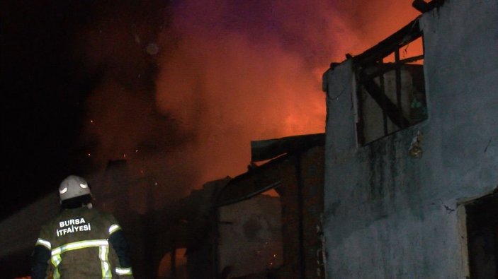 Bursa'da 3 evde yangın