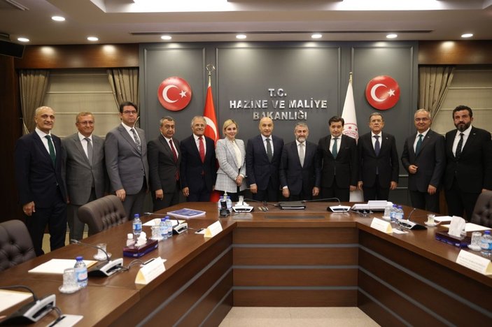 Bakan Nebati, TİM Başkanı Mustafa Gültepe ile görüştü -4