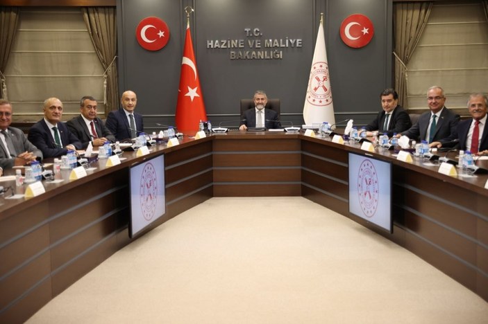 Bakan Nebati, TİM Başkanı Mustafa Gültepe ile görüştü -2