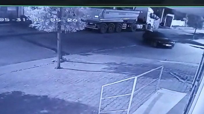 Sultanbeyli'de kamyonlardan yakıt çalan hırsız kamerada -2