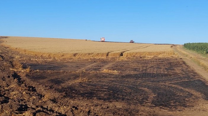 Tekirdağ’da bin dönüm buğday tarlası yandı