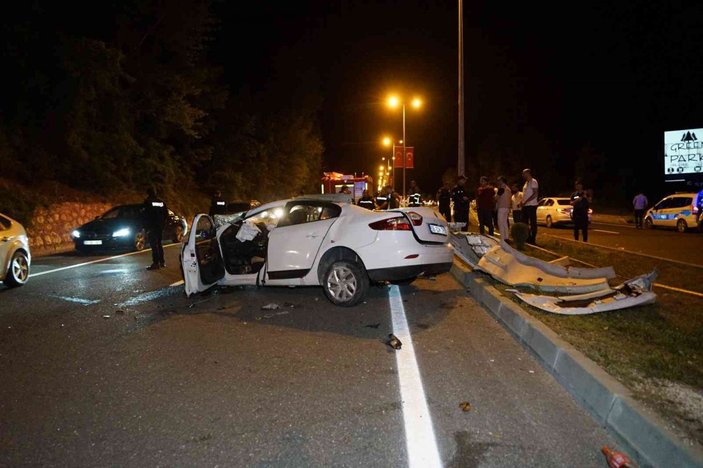 Kastamonu'da kamyonla otomobil çarpıştı: 1 ölü 3 yaralı