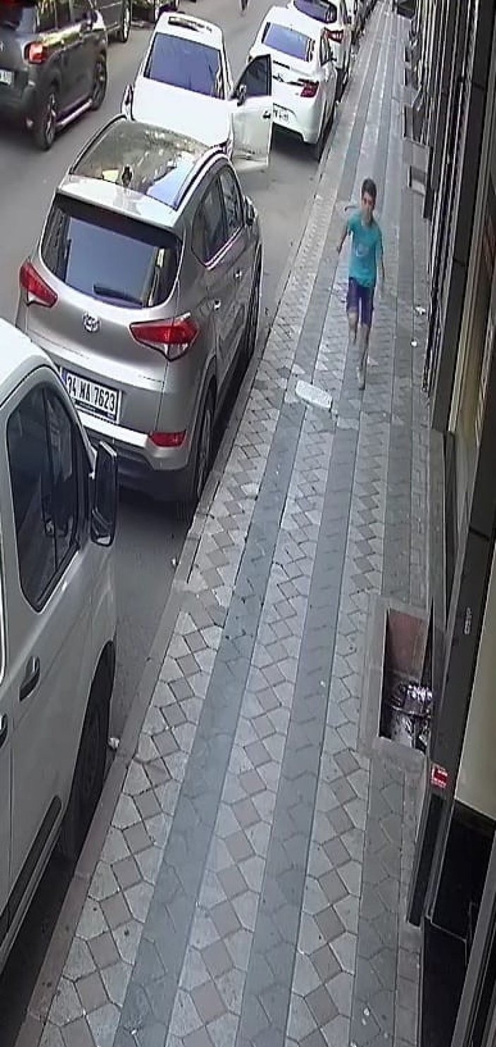 Sultangazi’de iki çocuk, çaldıkları otomobille ortalığı birbirine kattı