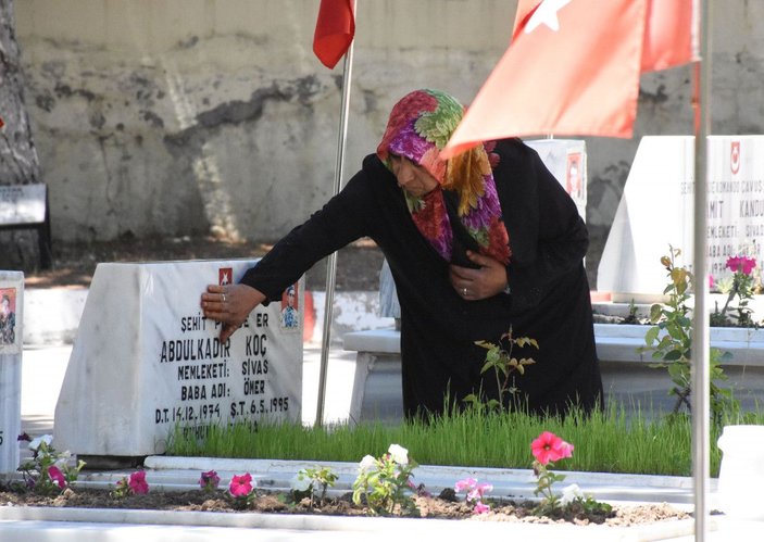Sivas'ta şehit annelerinin hüzünlü bayramı -7